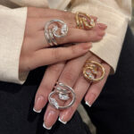 انگشتر لاکچری منحنی